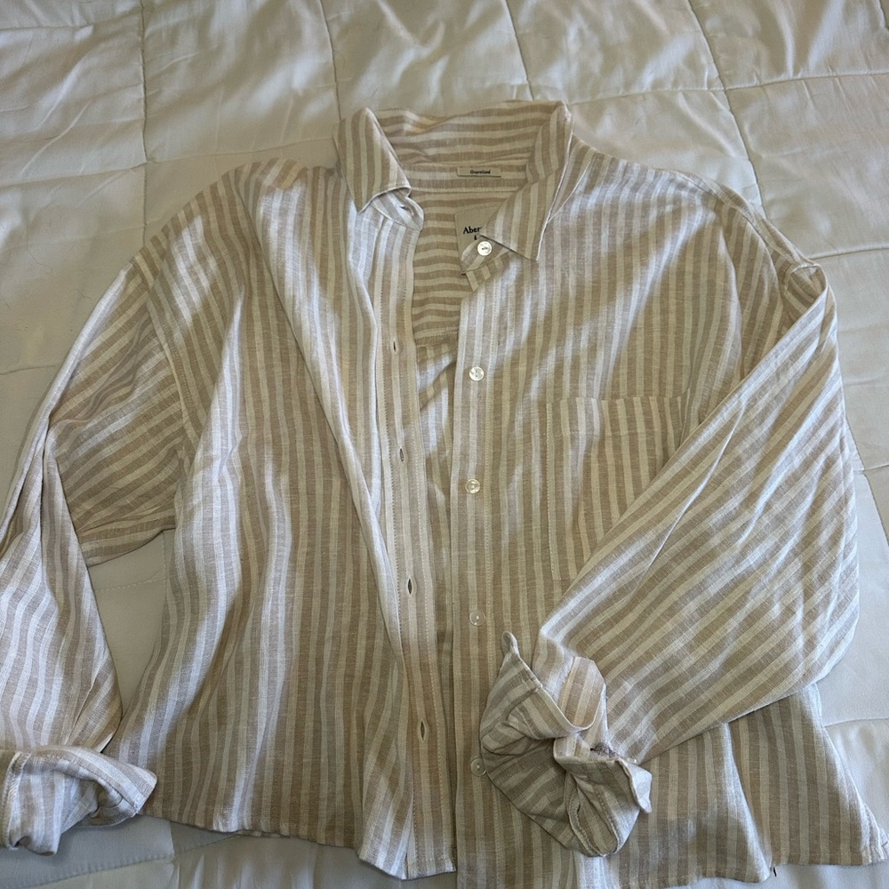 Abercrombie & Fitch Cropped Oversized Blouse